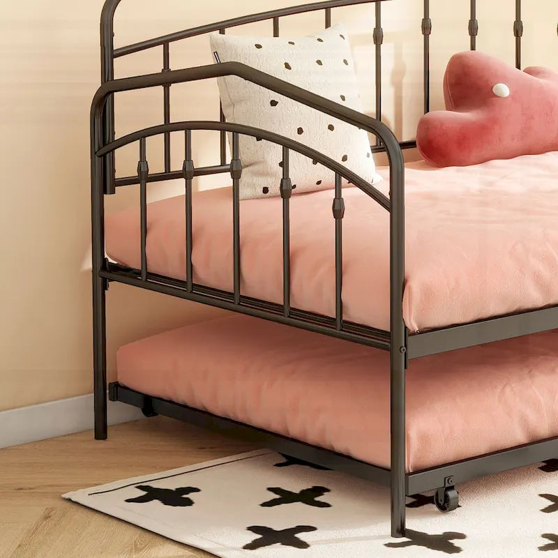 Versatile and Stylish Daybed with Extra Sleeping Option for Comfort